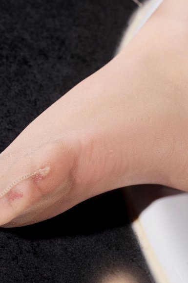 半岛体育入口_章莹